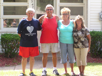 Gene, Joe, Sue & Betty