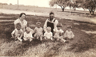 Joe & Mary Dusseau & Kids